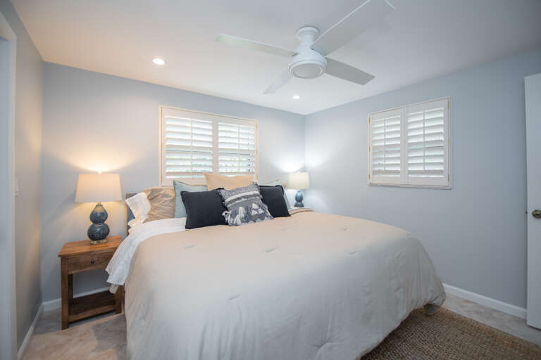 Second Bedroom, King