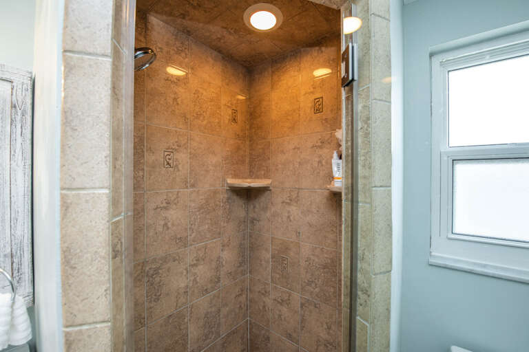 Primary Bathroom, Ensuite