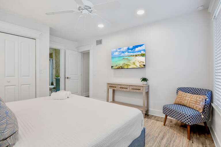 Primary Bedroom, King