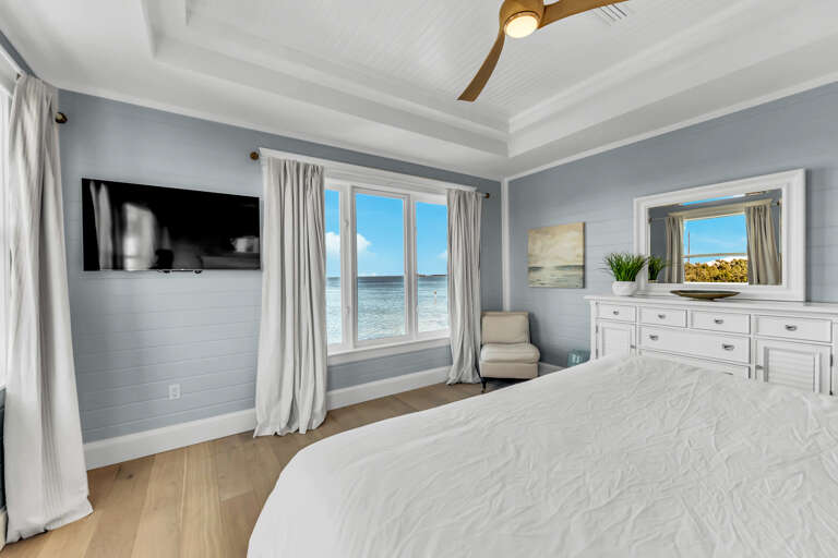 Primary Bedroom, King