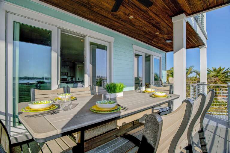 Balcony, Outdoor Dining
