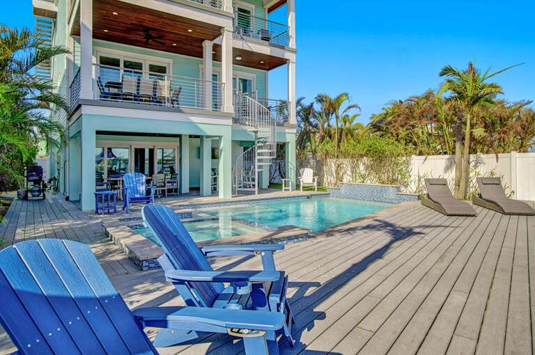 Private Pool and Spa