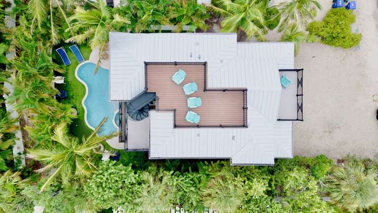 Rooftop deck
