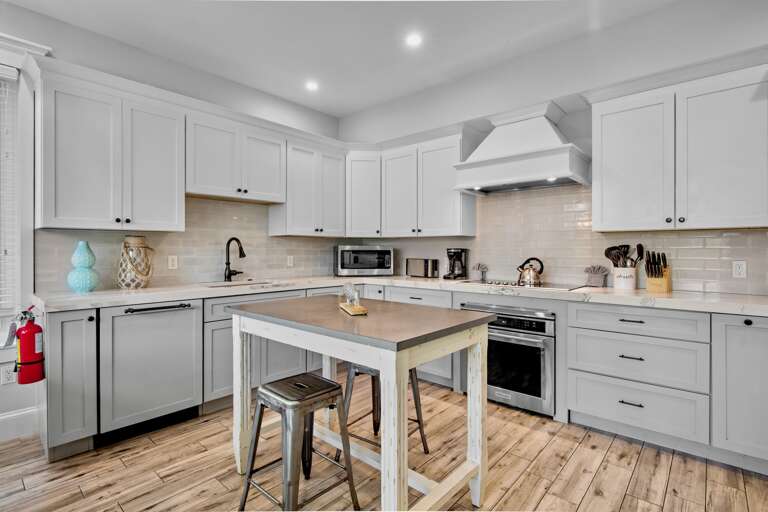 Fully equipped kitchen