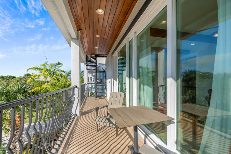 Balcony, Roof Access