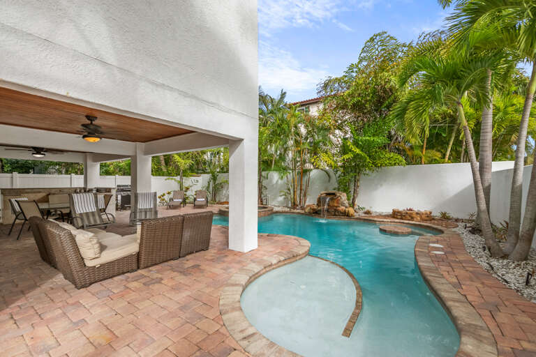 Private Pool and Spa