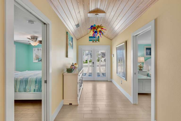 Bright hallway with coastal dÃ©cor