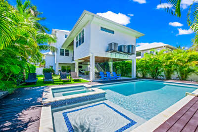 Blue Marlin Front Exterior