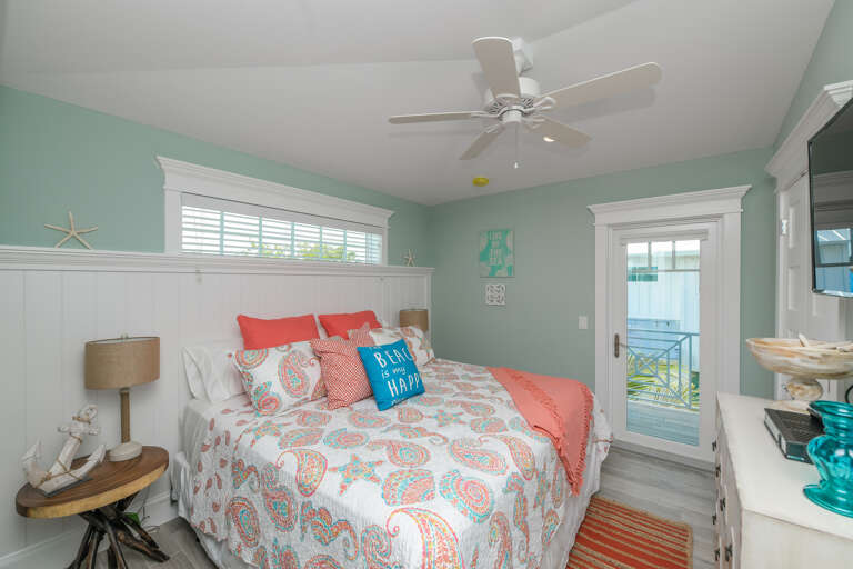 Second Bedroom - King