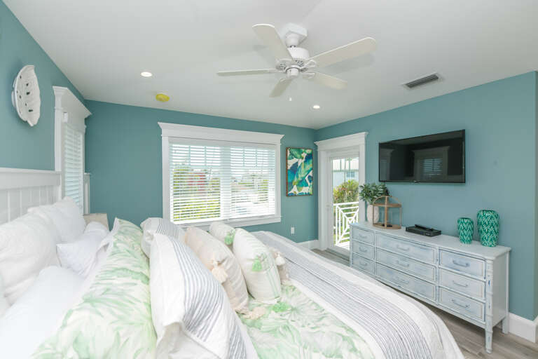 Primary Bedroom - King