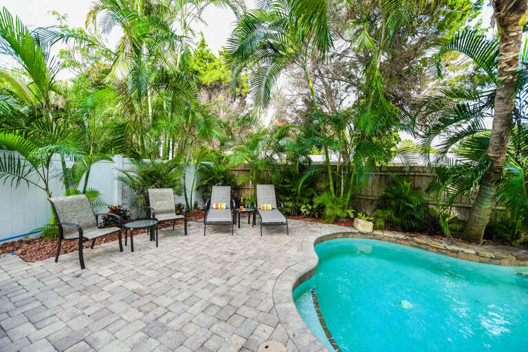 Private Pool Lounge Area