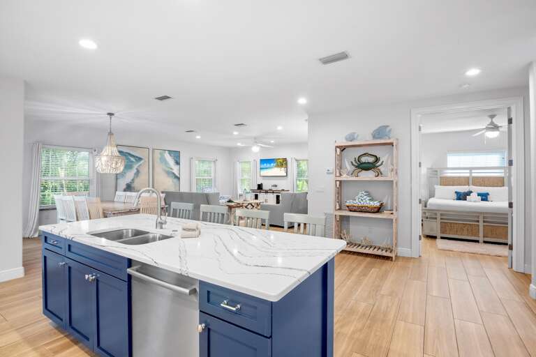 Kitchen Island, Breakfast Bar