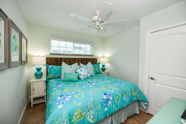 Queen Room With Cozy Vibe