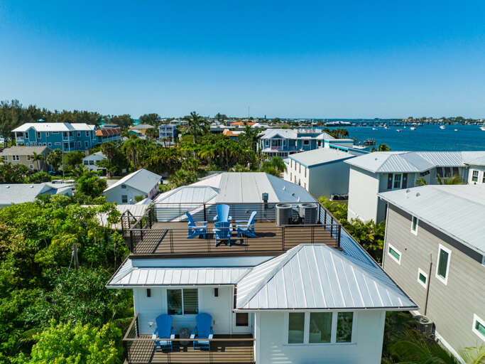 Rooftop Deck