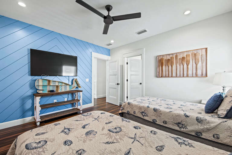 Seventh Bedroom - Two Twins