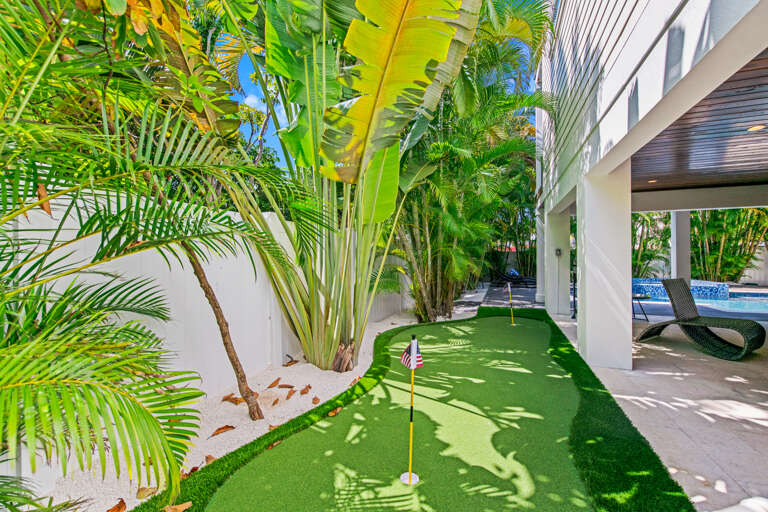 Private Putting Green