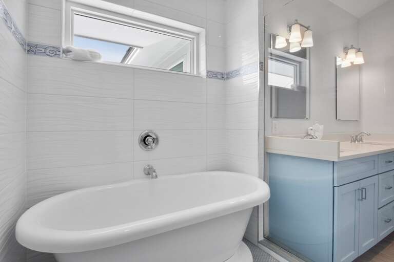 Primary Bathroom, Ensuite