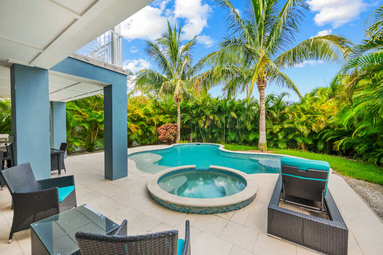 Private Pool and Spa