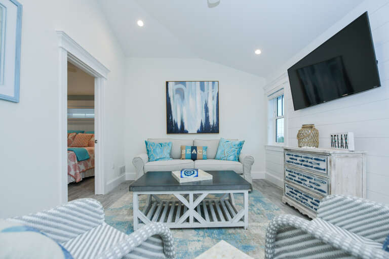 Living Lounge