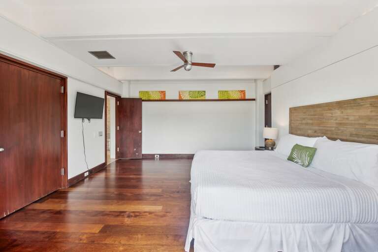 Third Bedroom, King