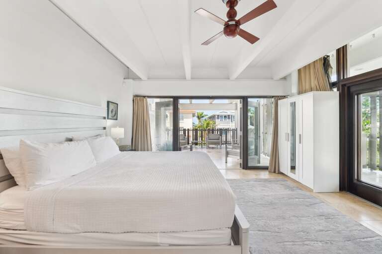 Second Bedroom, King