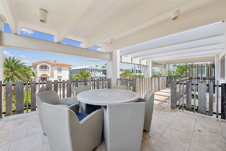 Balcony, Dining Area