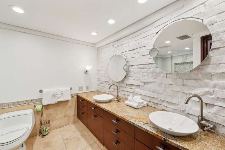 Primary Bathroom, Ensuite