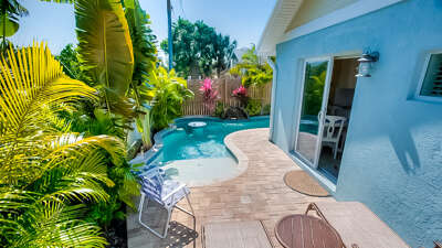 Pool and Lounge Area