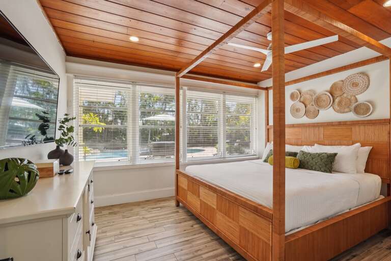 Second Bedroom - King