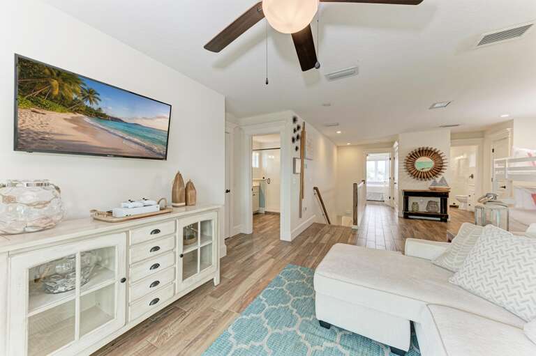 Living Area, Queen sleeper sofa and TV