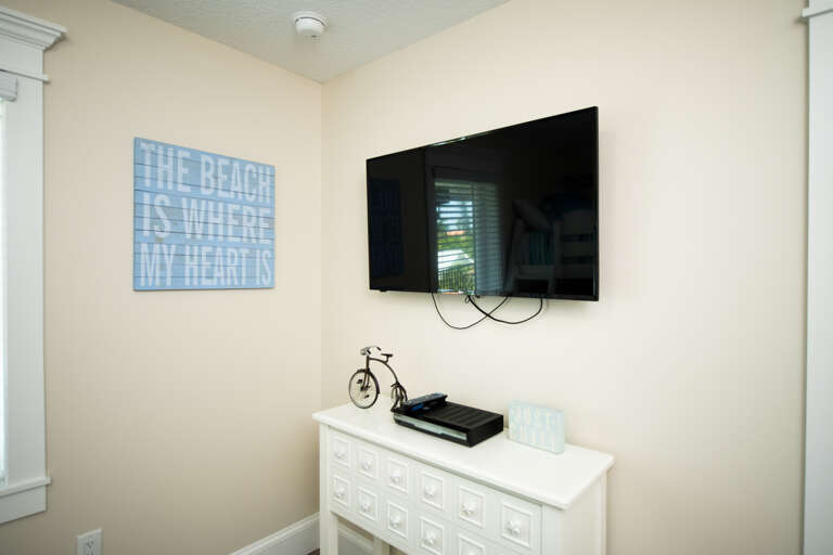 Relaxed Entertainment Corners