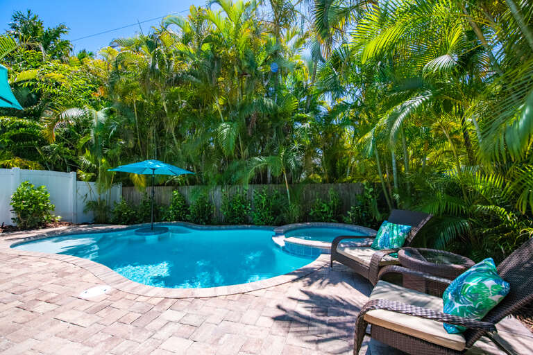 Poolside Loungers
