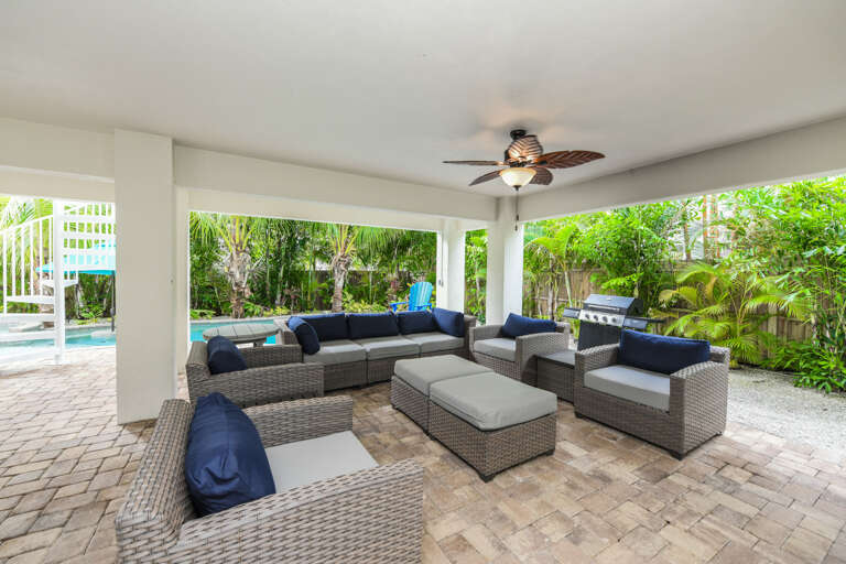 Pool Patio, Montego Bay - AMI Locals