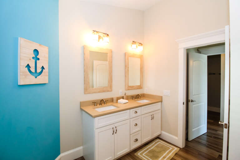 Primary Bathroom, Ensuite