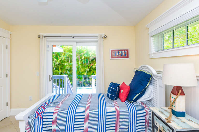 Twin Bedroom