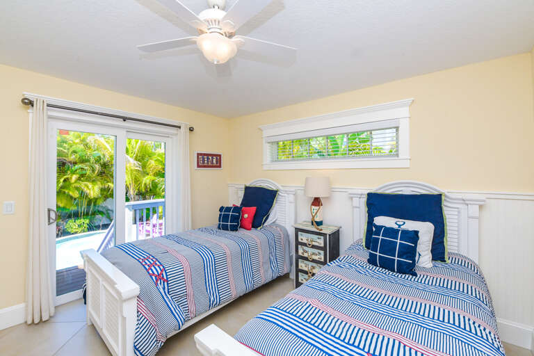 Twin Bedroom