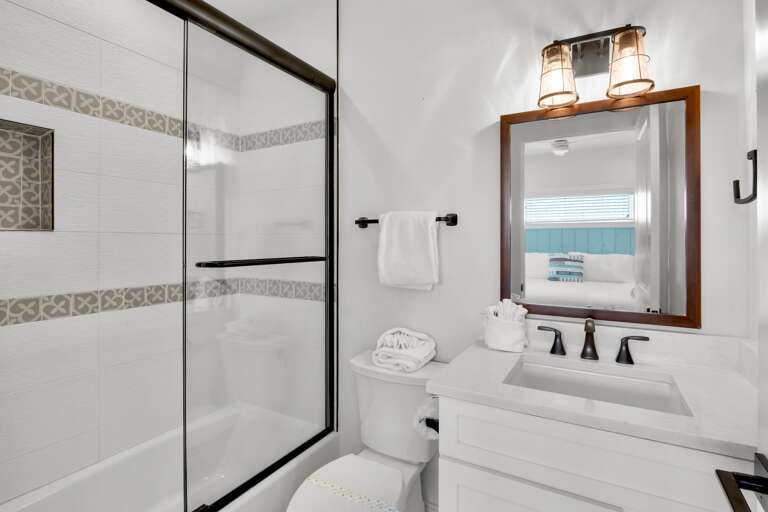 Fifth Bedroom, Ensuite Bathroom