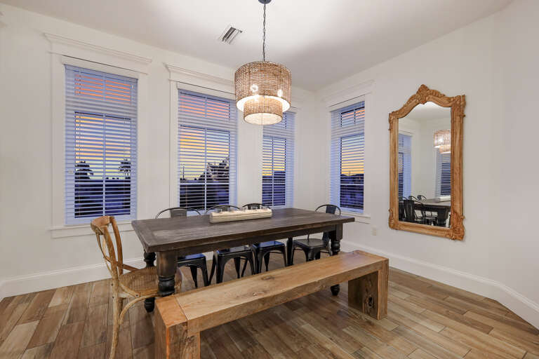 Indoor Dining Room - AMI Locals