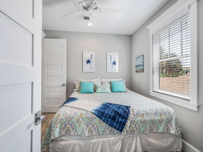Second Bedroom, King