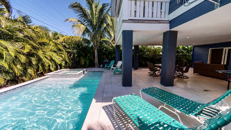 Poolside Loungers