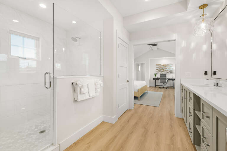 Primary Bathroom, Ensuite