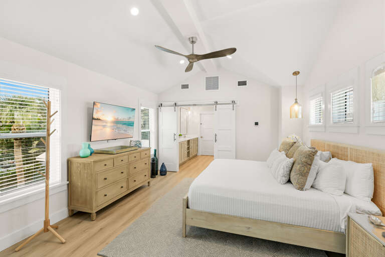 Primary Bedroom, King
