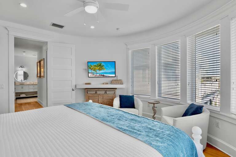 Primary Bedroom (3rd floor)- King bed and TV