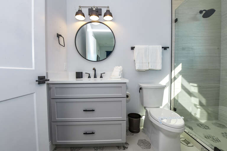 Fifth Bathroom, Ensuite