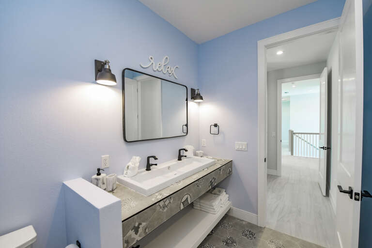 Sixth Bathroom, Ensuite