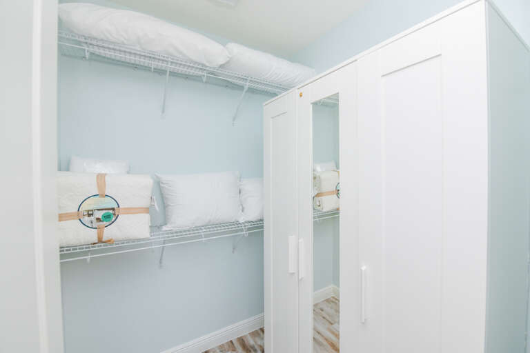 Primary Bedroom, Closet
