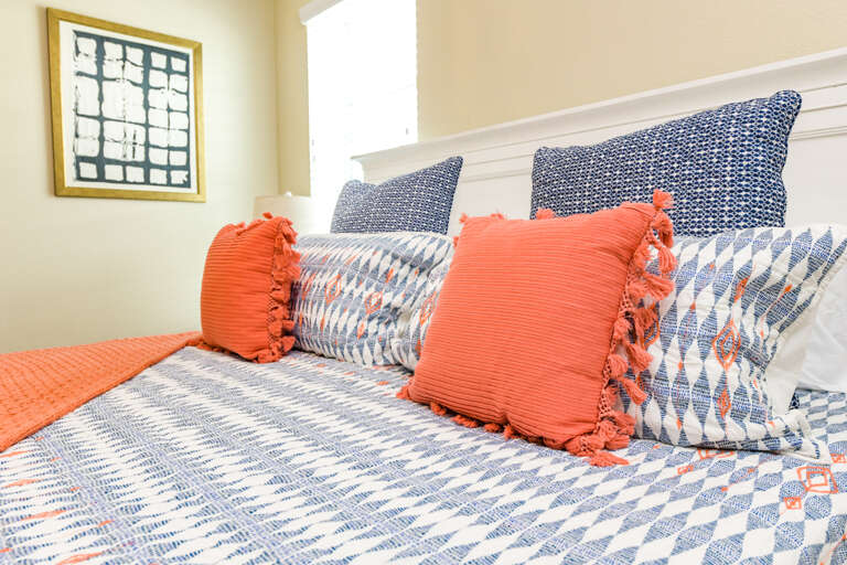 Second Bedroom, King