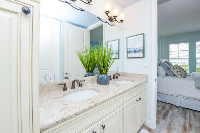 Primary Bathroom, Ensuite