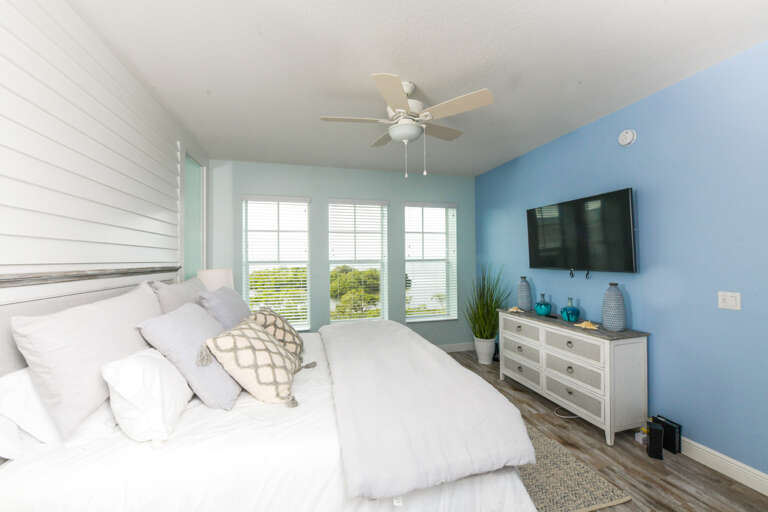 Primary Bedroom, King