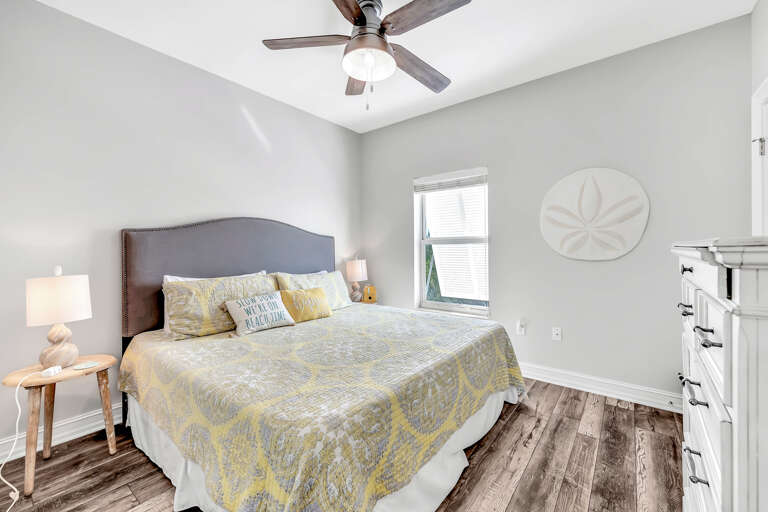Second Bedroom - King